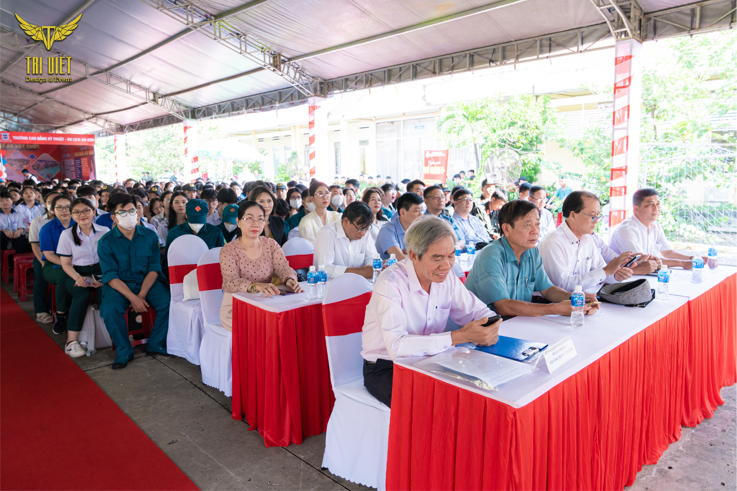 cho-thue-ban-ghe-su-kien-tai-phan-thiet-binh-thuan