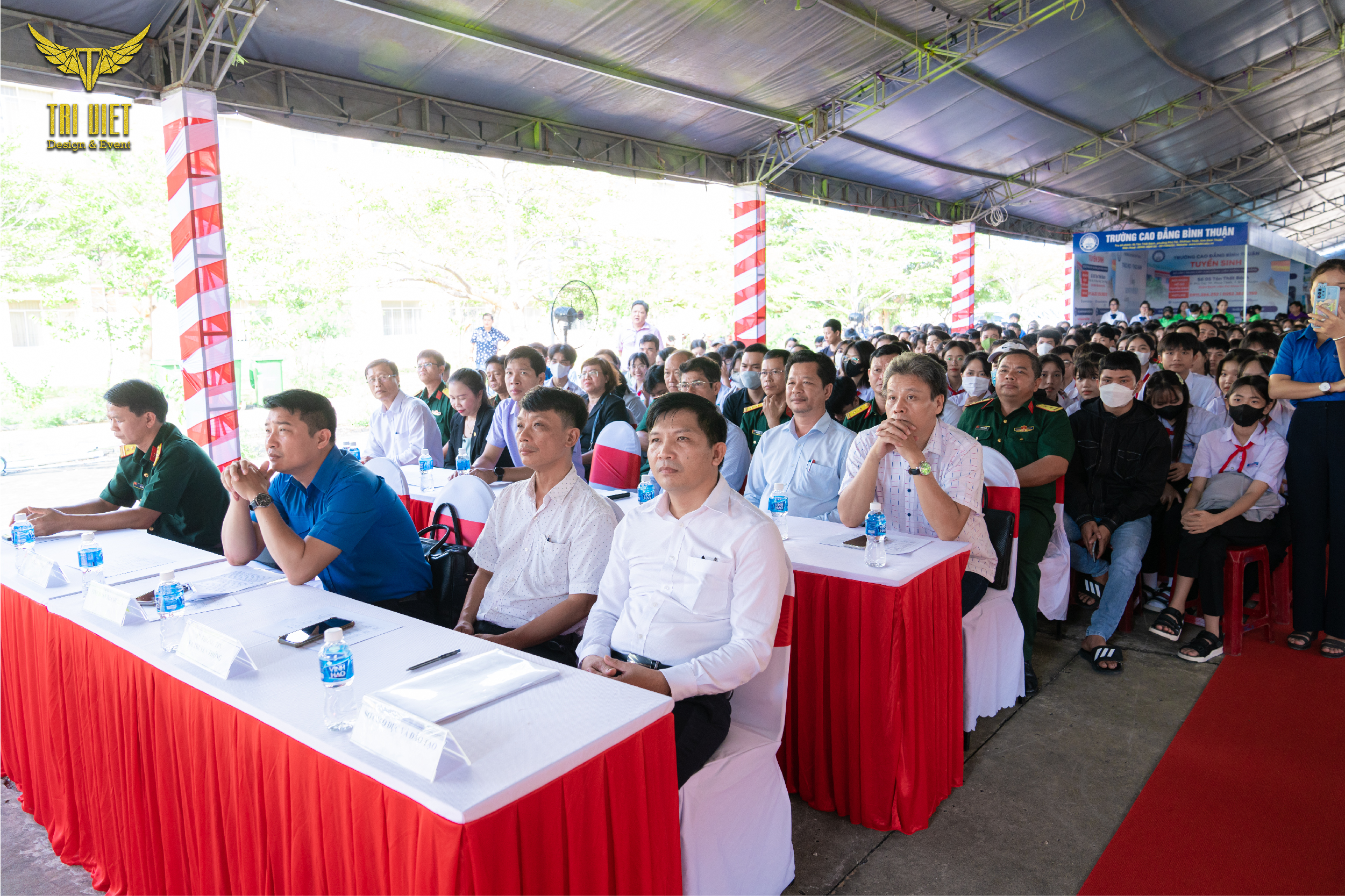 cho-thue-ban-ghe-su-kien-tai-phan-thiet-binh-thuan