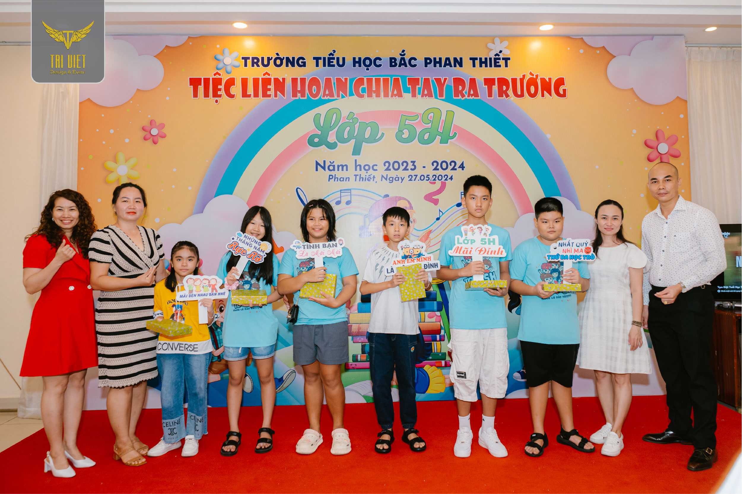 thi-cong-backdrop-sinh-nhat-tai-phan-thiet
