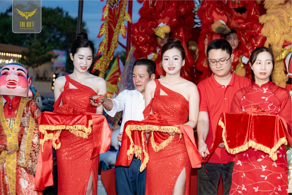 cho-thue-bo-cat-bang-khai-truong