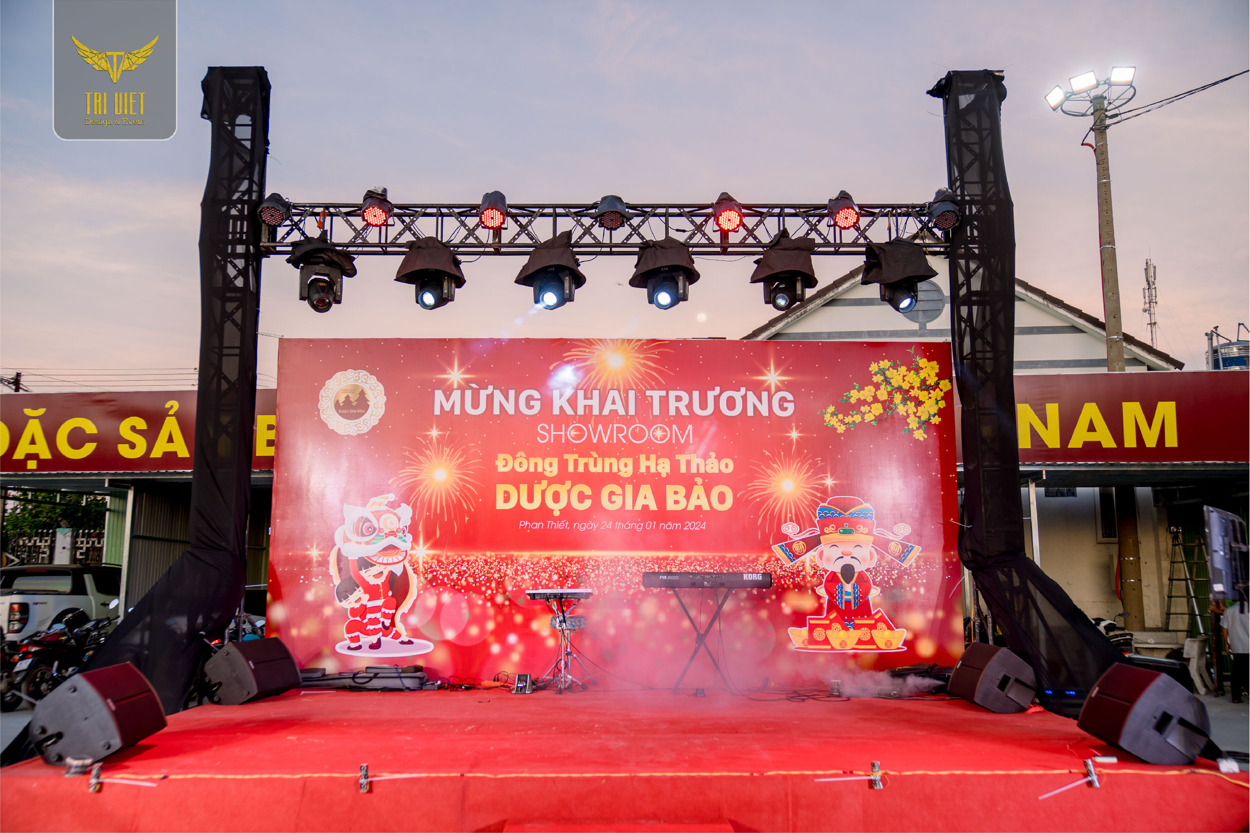 lam-backdrop-su-kien-tai-phan-thiet